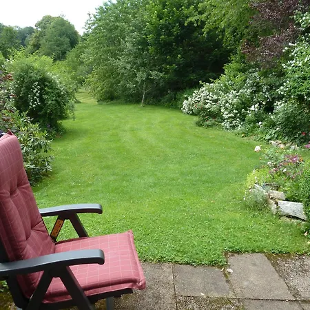 In Schlag Mit Grosser Terrasse